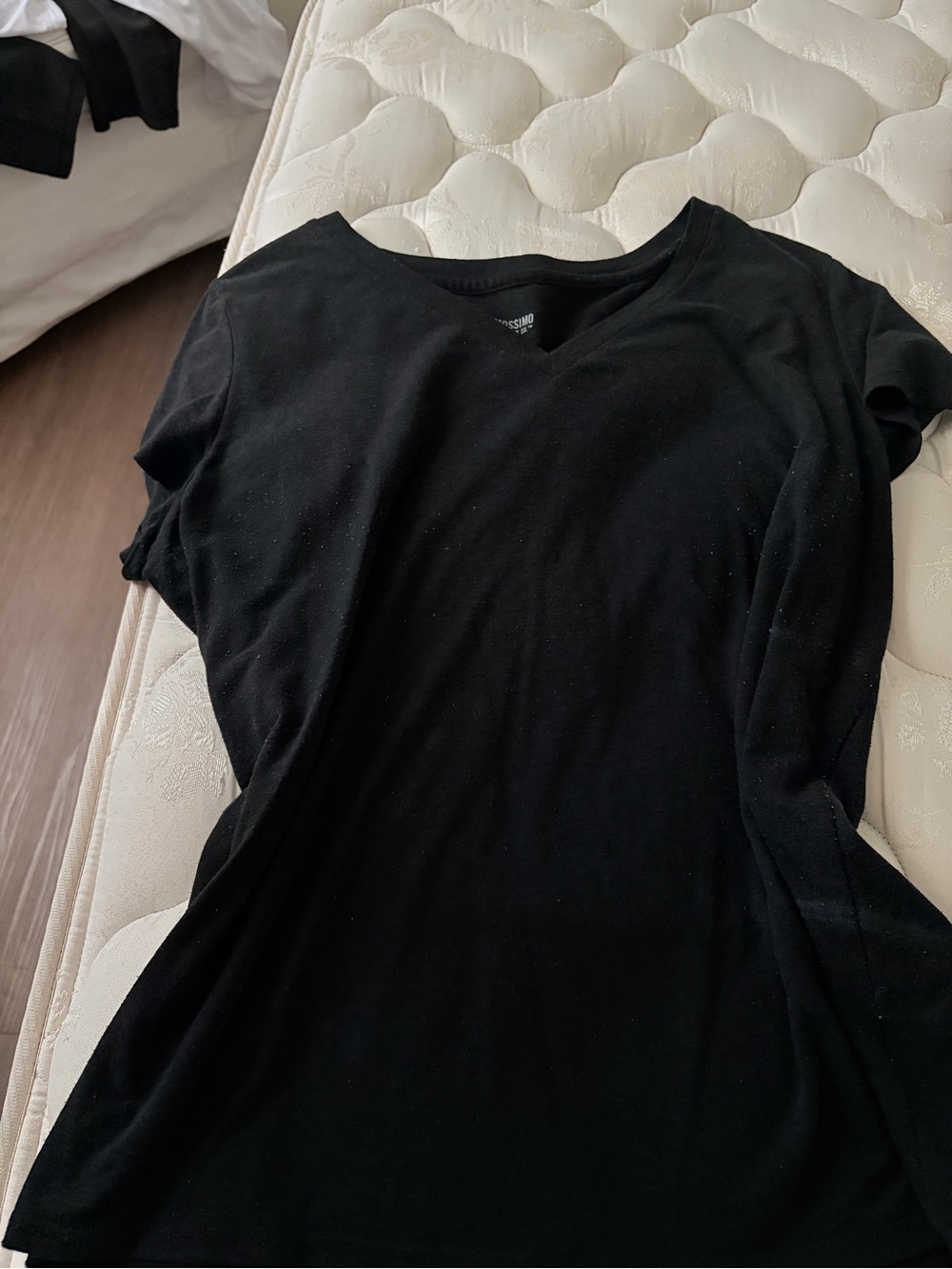 Mossimo Supply Co. Black V-Neck Short Sleeve Tee